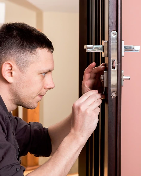 : Professional Locksmith For Commercial And Residential Locksmith Services in Los Banos, CA